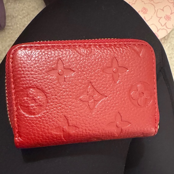 Red Embossed Zipper Wallet - Picture 2 of 8